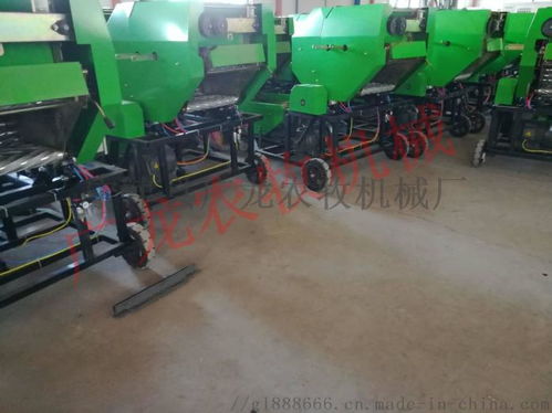 寧津縣廣龍農(nóng)牧機(jī)械廠 全自動(dòng)打捆包膜機(jī)引領(lǐng)養(yǎng)殖青貯打包新潮流